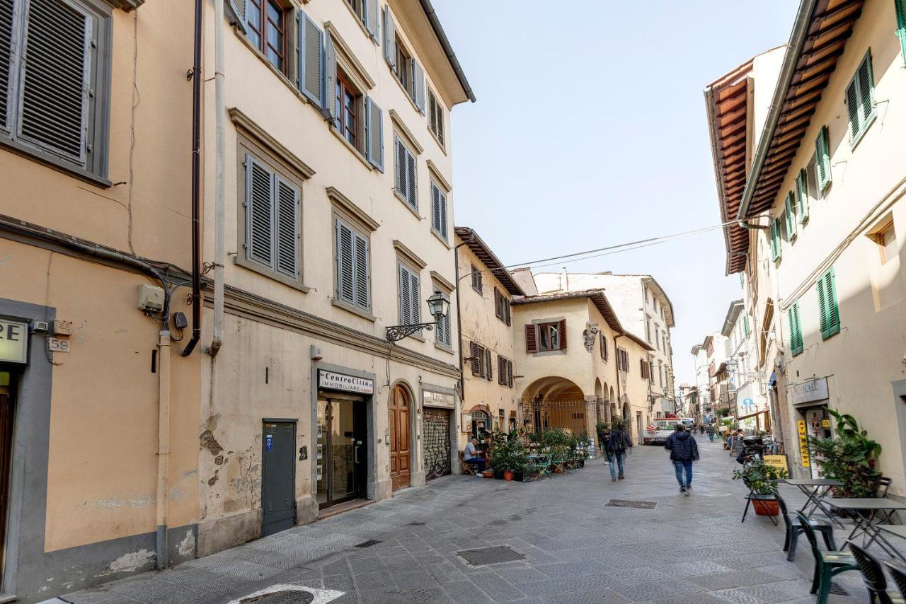 Guya Apartment By Mamo Florenz Exterior foto