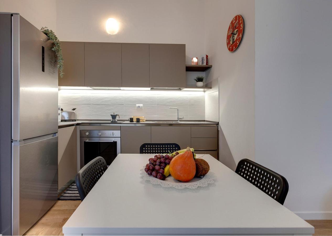 Guya Apartment By Mamo Florenz Exterior foto